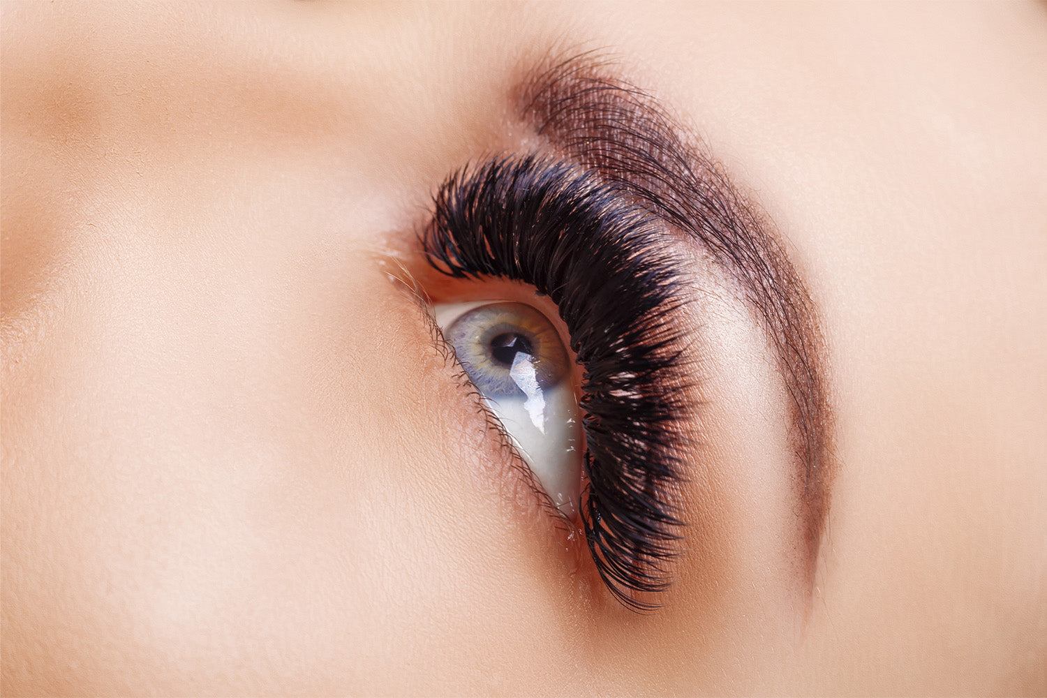 hybrid eyelash extensions Ferntree Gully